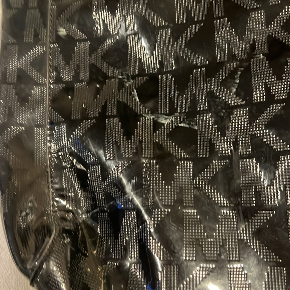 Michael Kors, black pocketbook beige straps - Picture 6 of 7